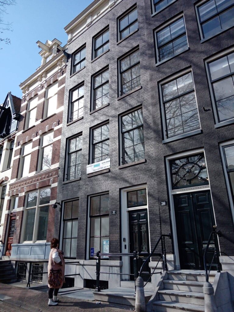l_2717487393.jpg