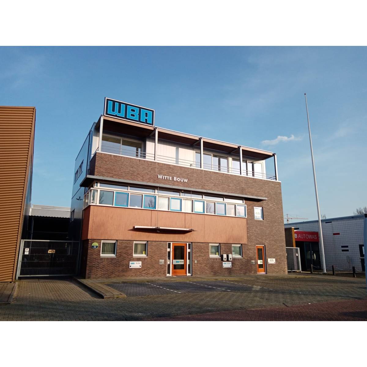 E. Witte Bouw- en Aannemersbedrijf B.V. Logo
