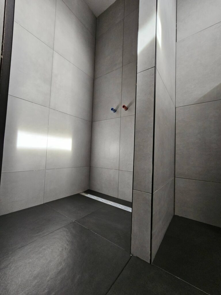 l_b7cfa55664.jpg