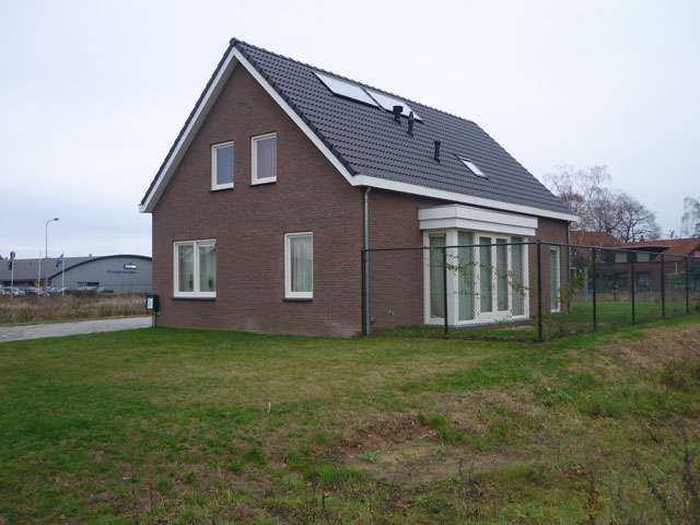 l_e3e41086b5.jpg