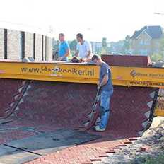 Klaas Kooiker Aannemersbedrijf B.V. Logo