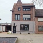 Volledig huis gerenoveerd kozijnen zwart Afbeelding 1