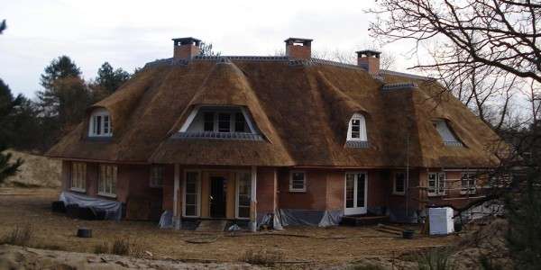 l_ab8f692366.jpg