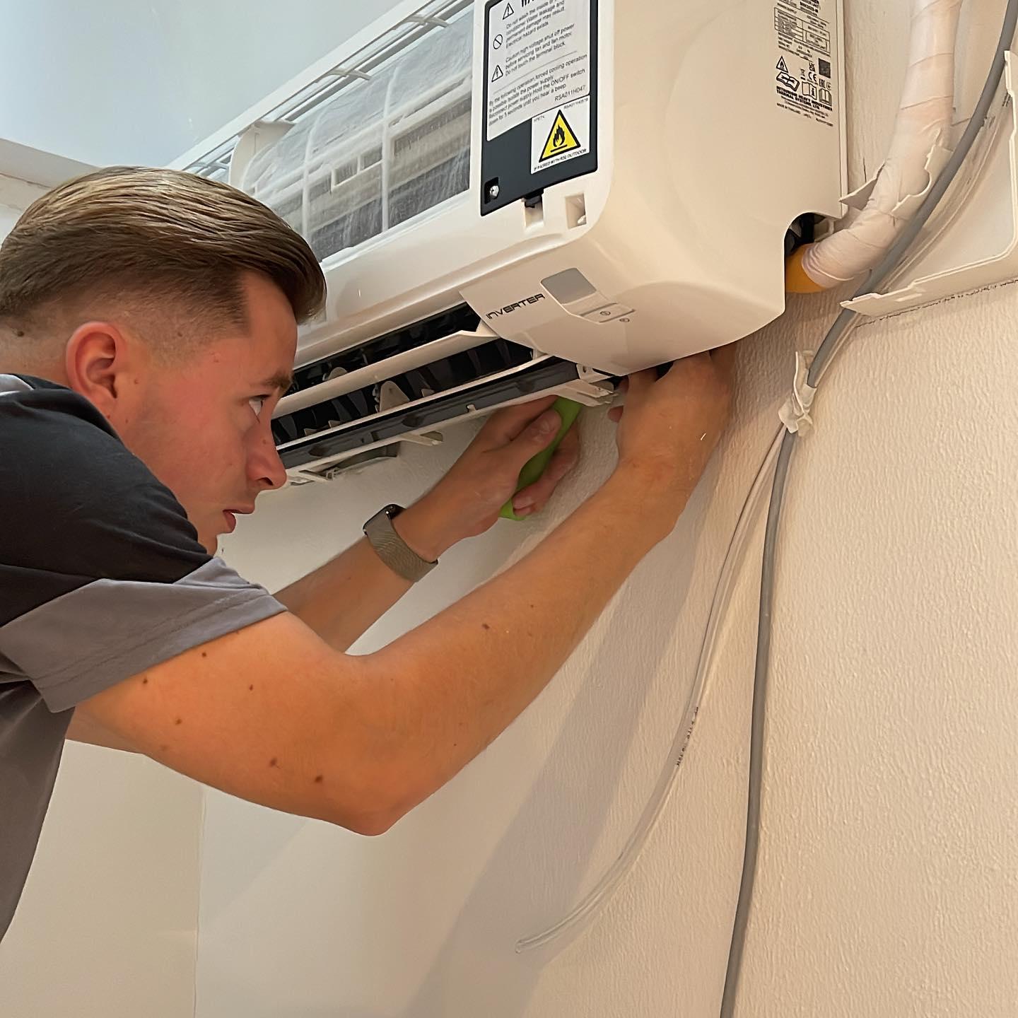 Installatie- & Montagebedrijf Inmotec Logo