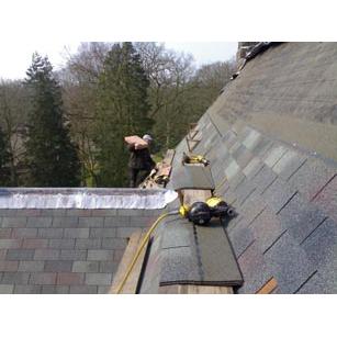 AAD Amersfoortse Algemene Dakbedekkingen Logo