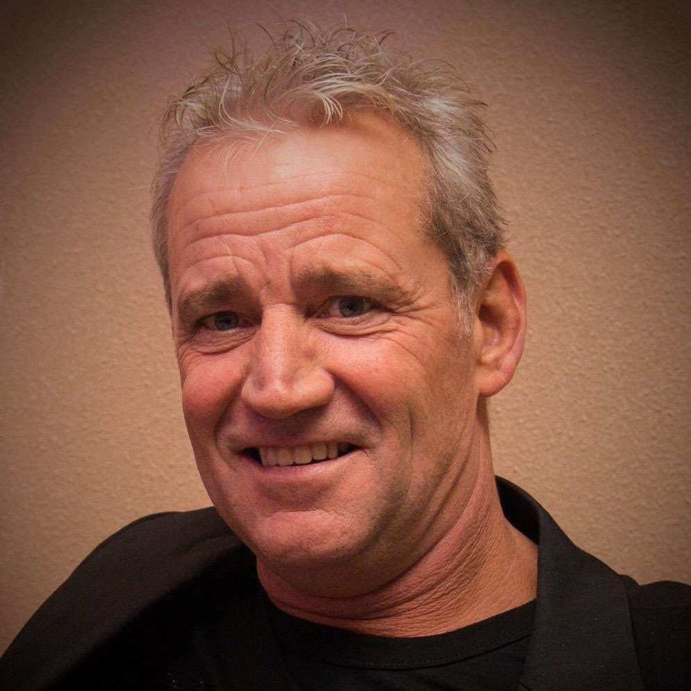 HL Bouw en Montage Logo