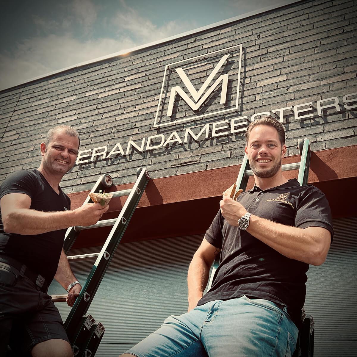 Verandameesters Logo