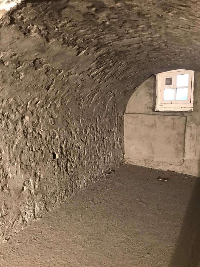l_c2c31a3cd2.jpg
