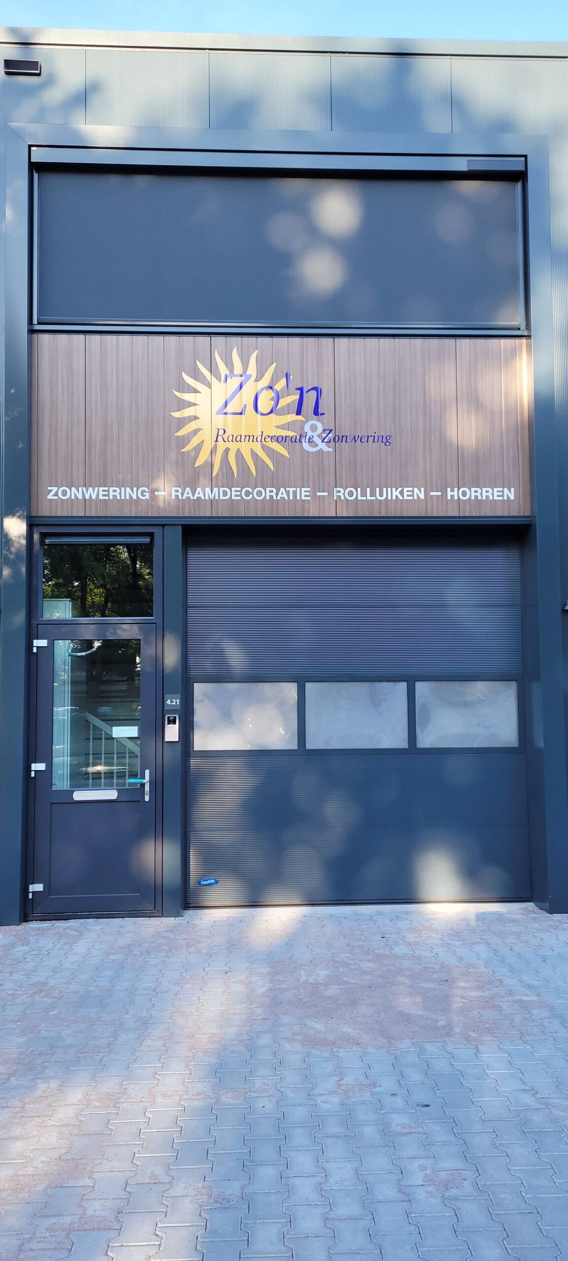 Zo’n Raamdecoratie en Zonwering Logo