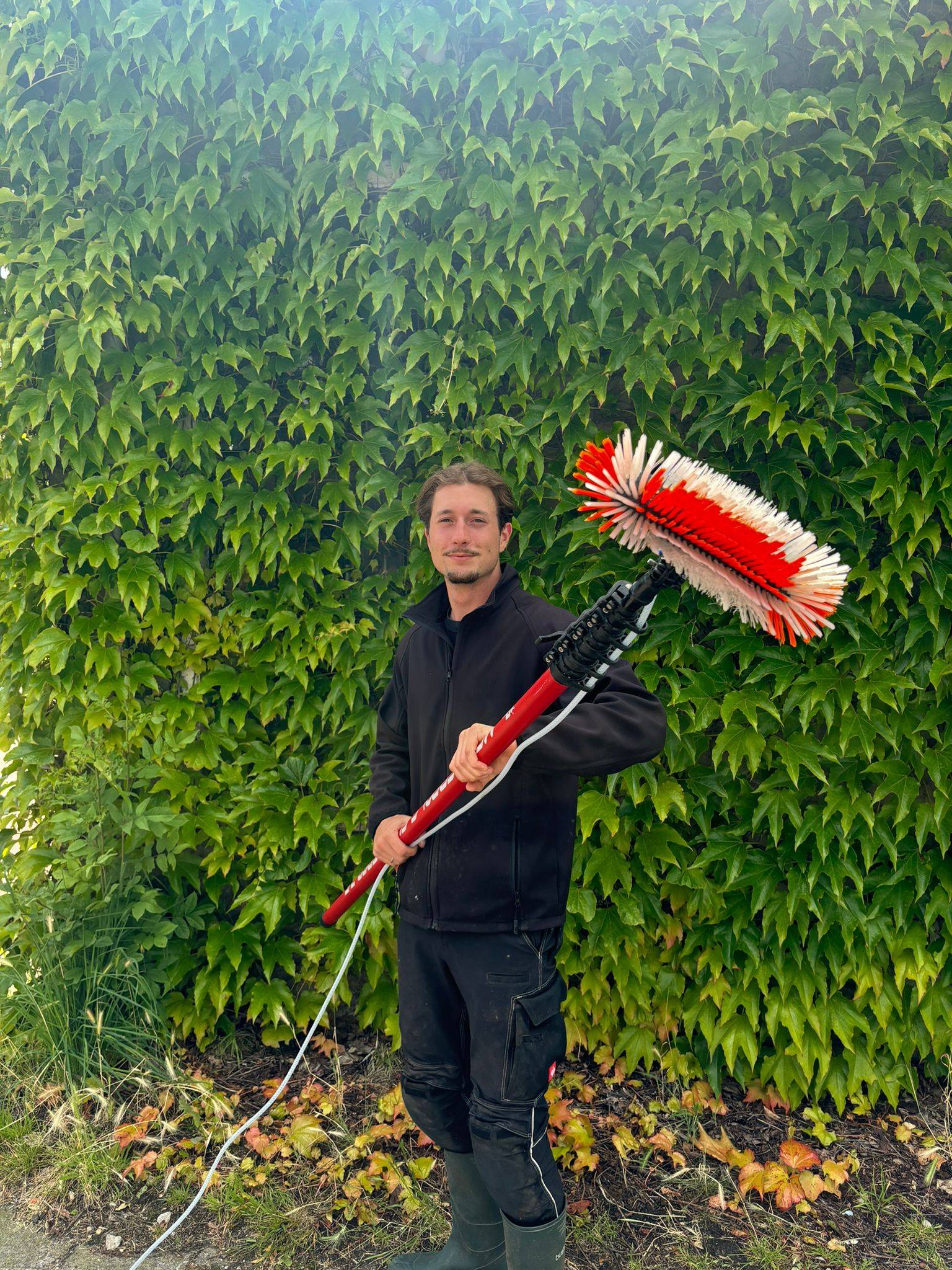 Outdoor-cleaning Logo