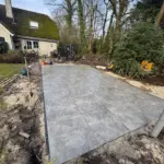 Bomen en planten verwijderen bestrating aanleggen Afbeelding 1