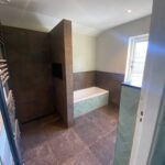 Badkamer Metall-look met visgraatmotief Afbeelding 1