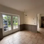 Keuken, lambrisering, deuren, kozijnen, wanden, plafond. Afbeelding 1