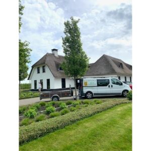 Van den Bout & Zn. Schilders- en Behangersbedrijf