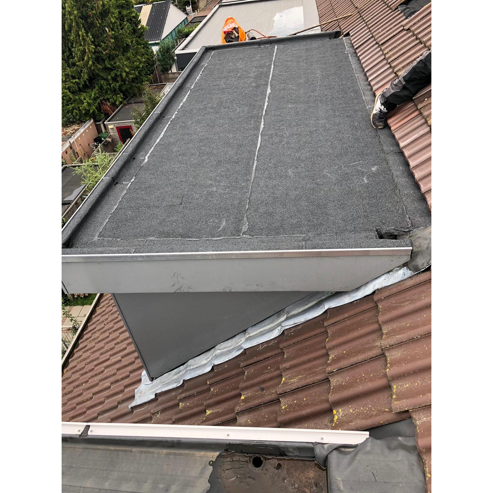 Dakdekker: Dak Garantie Amsterdam B.V. Logo