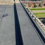 Perfect bitumendak, zelfs in de brandende zon! ☀️🔨 Afbeelding 1