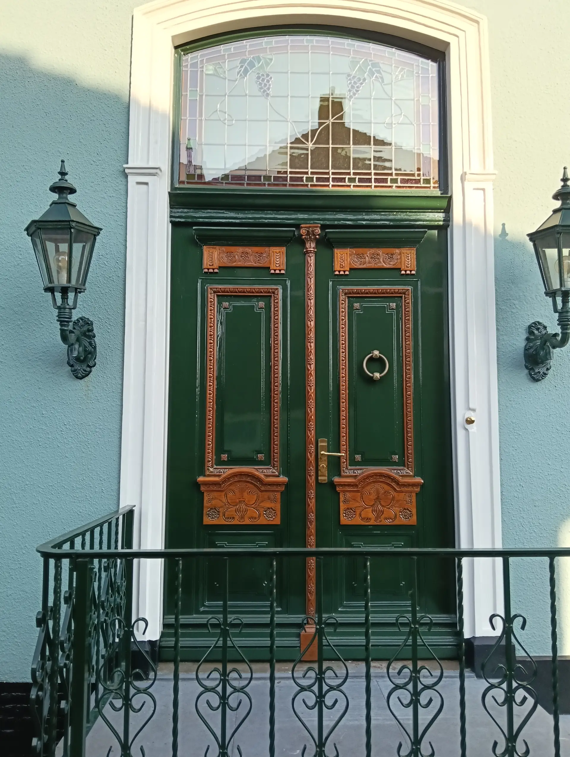 Klussenbedrijf Firm Logo